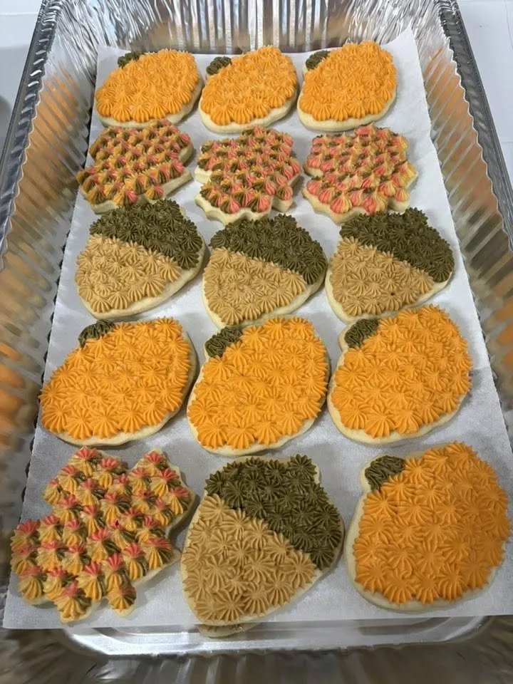 Fall pumpkin and acorn cookies